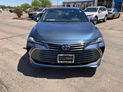 2022 Toyota Avalon Hybrid Limited