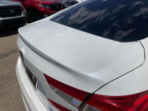 2021 Honda Accord Hybrid EX