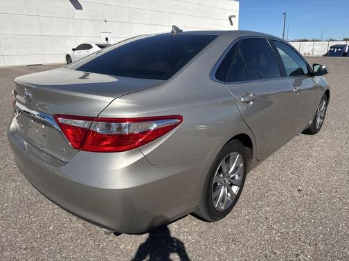 2016 Toyota Camry XSE