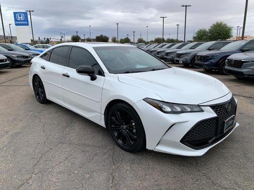 2021 Toyota Avalon XSE