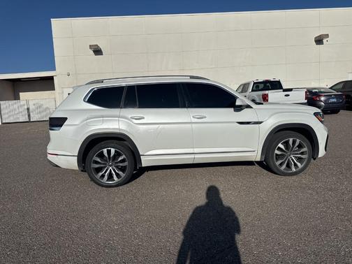 2023 Volkswagen Atlas 3.6L SEL Premium R-Line