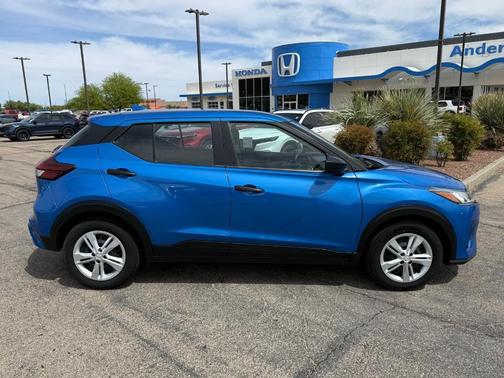 Electric Blue Metallic 2024 Nissan Kicks S