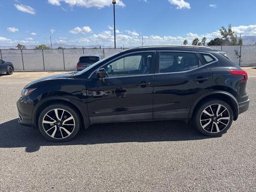 2017 Nissan Rogue Sport SL