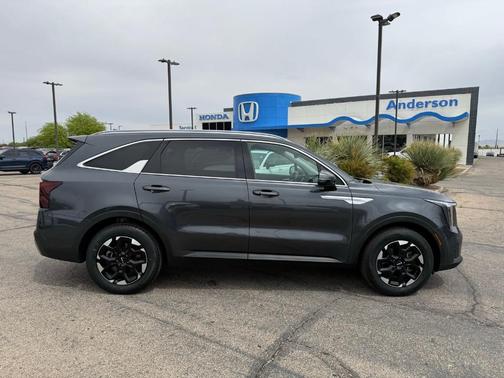 2024 Kia Sorento S