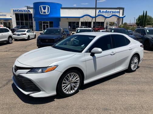 2018 Toyota Camry XLE
