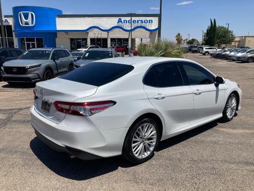 2018 Toyota Camry XLE