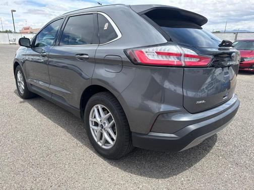 Gray Metallic 2021 Ford Edge SEL