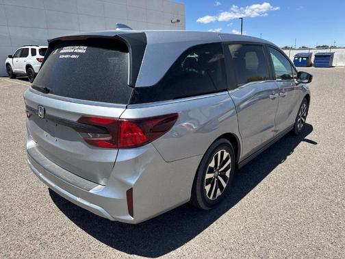 Solar Silver Metallic 2025 Honda Odyssey EX-L