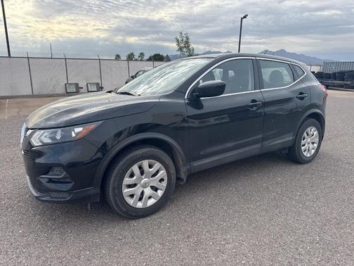 2020 Nissan Rogue Sport S