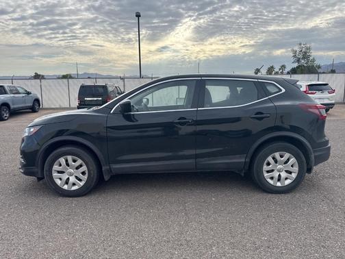2020 Nissan Rogue Sport S