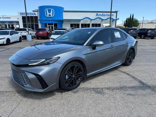 Metal 2025 Toyota Camry XSE