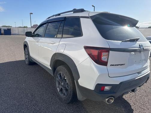 Platinum White Pearl 2025 Honda Passport TrailSport