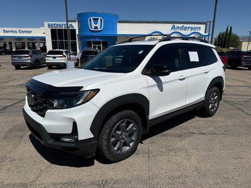 Platinum White Pearl 2025 Honda Passport TrailSport