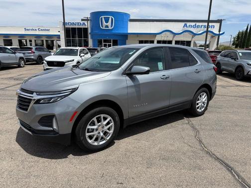 Sterling Gray Metallic 2024 Chevrolet Equinox LT