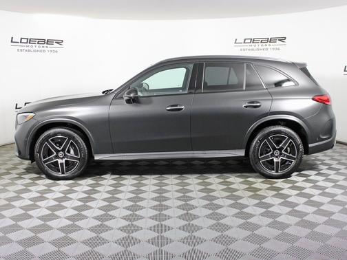 2025 Mercedes-Benz GLC 300 
