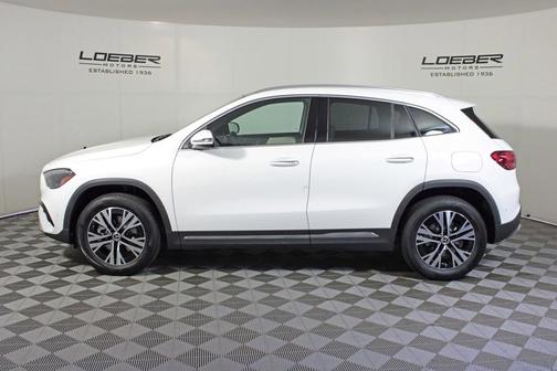 Polar White 2025 Mercedes-Benz GLA 250