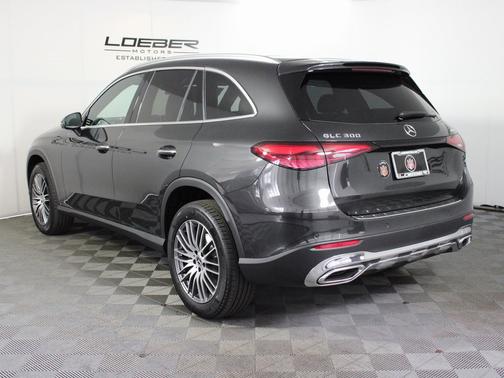 2025 Mercedes-Benz GLC 300 4MATIC