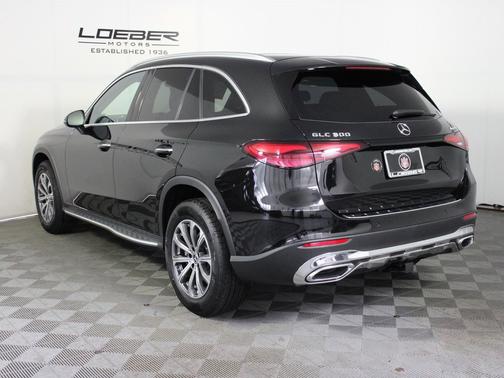 2025 Mercedes-Benz GLC 300 
