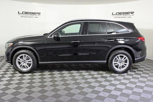 2025 Mercedes-Benz GLC 300