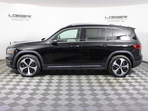 Night Black 2026 Mercedes-Benz GLB 250
