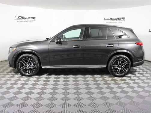 2025 Mercedes-Benz GLC 300 