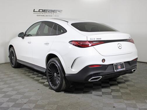 2025 Mercedes-Benz GLC 300 