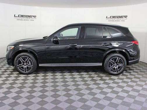 2025 Mercedes-Benz GLC 300