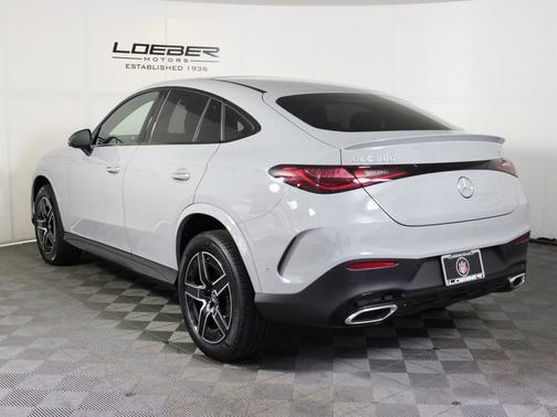 2025 Mercedes-Benz GLC 300 