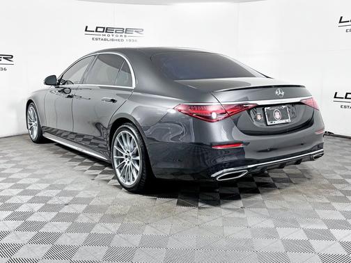 2022 Mercedes-Benz S-Class 