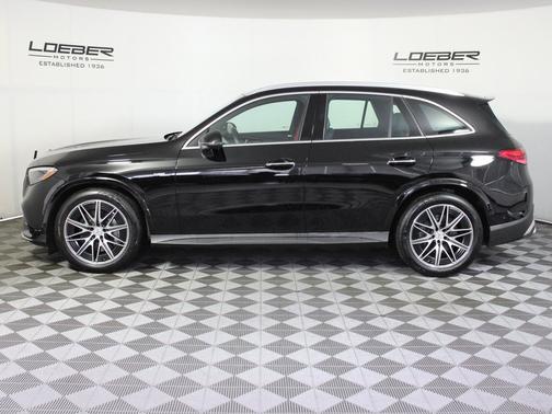 2025 Mercedes-Benz GLC 300 