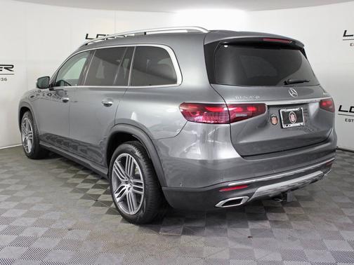 2024 Mercedes-Benz GLS 450