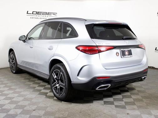 Cirrus Silver Metallic 2026 Mercedes-Benz GLC 300