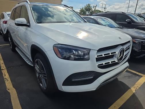 2023 Mercedes-Benz GLS 450 