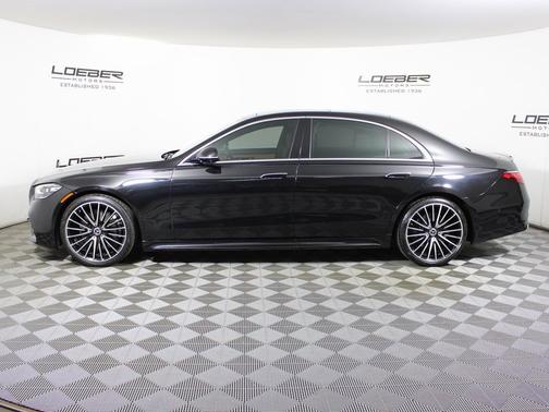 2022 Mercedes-Benz S-Class 