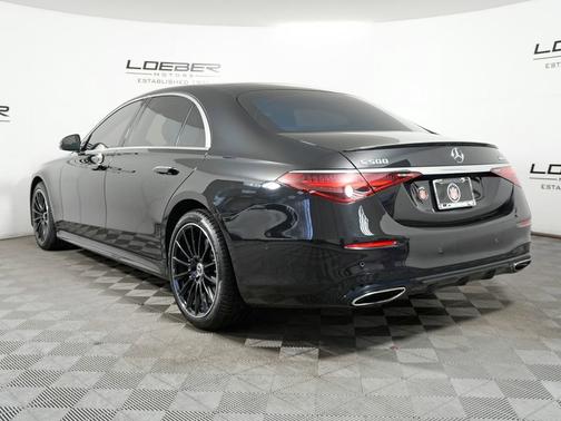 Obsidian Black Metallic 2022 Mercedes-Benz S-Class
