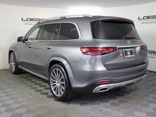 2025 Mercedes-Benz GLS 450 4MATIC