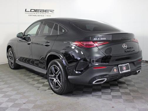 2025 Mercedes-Benz GLC 300 