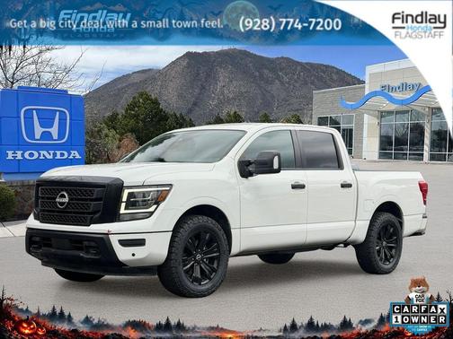 Glacier White 2023 Nissan Titan SV