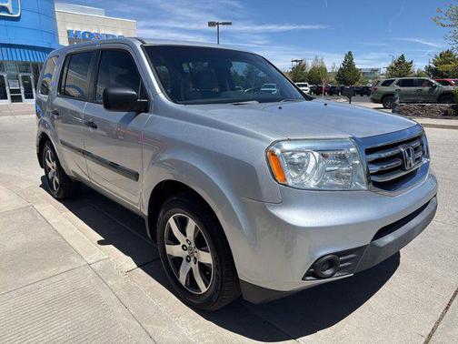 Alabaster Silver Metallic 2015 Honda Pilot LX