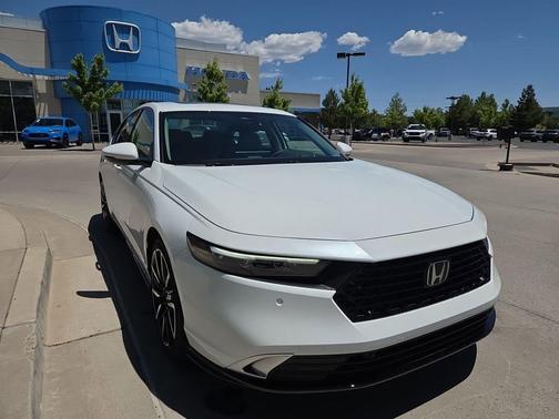 Platinum White Pearl Pearl 2026 Honda Accord Hybrid Touring