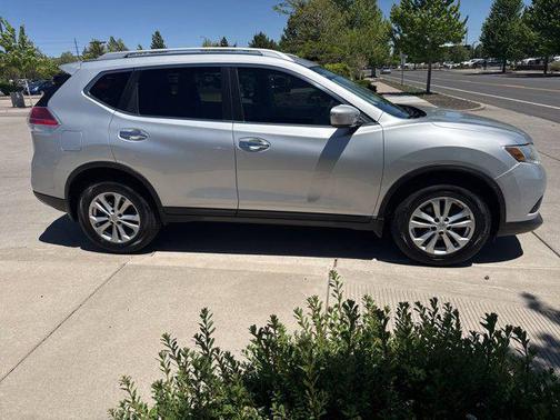 Brilliant Silver 2015 Nissan Rogue SV