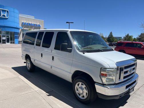 2008 Ford E350 Super Duty XL Wagon