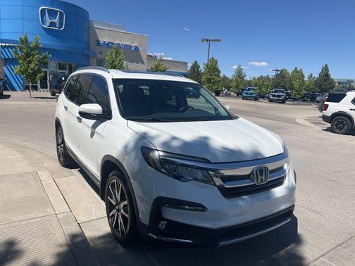 2021 Honda Pilot Touring 8-Passenger
