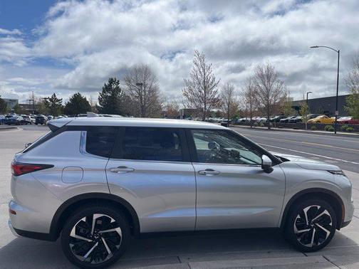 2024 Mitsubishi Outlander SE 2.5 S-AWC