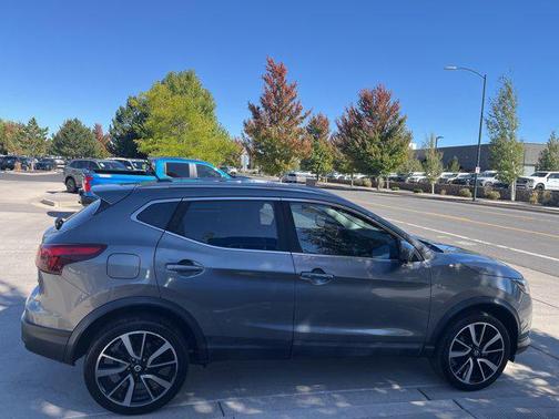 2017 Nissan Rogue Sport SL
