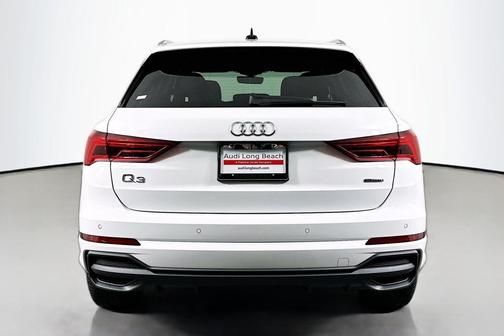 Arkona White 2025 Audi Q3 Premium 45 TFSI S line quattro Tiptronic