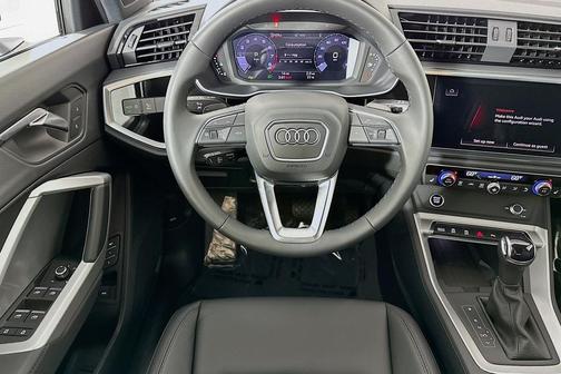 Arkona White 2025 Audi Q3 Premium 45 TFSI S line quattro Tiptronic