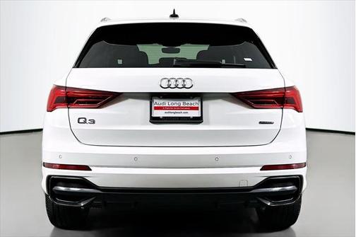 2022 Audi Q3 45 S line Premium Plus