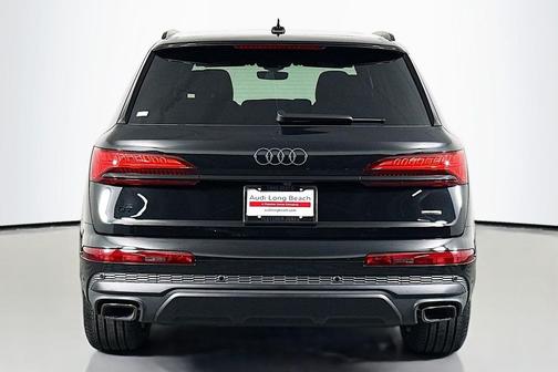 2026 Audi Q7 45 Premium