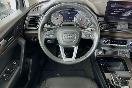 2023 Audi Q5 45 S line Premium